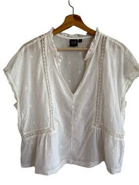 GAP Womens Eyelet Lace Boho Peasant Top Size S Cottage Prairie Embroidered Flowy